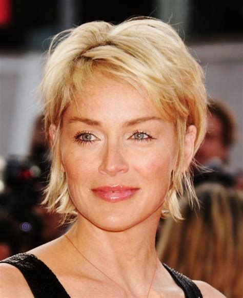 15 Best Short Hairstyles For Women Over 40 With Thin Hair