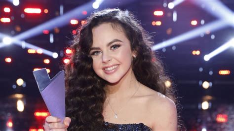 ‘the voice winner chevel shepherd on the advice kelly clarkson gave her and what s next tv insider