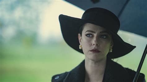 The Gentlemen Star Kaya Scodelario Would Rather Be A Mobster Than A Mob