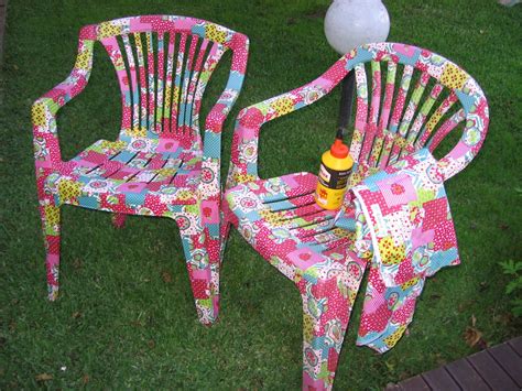 plastic chairs recycled upcycle projects painting plastic chairs plastic garden furniture