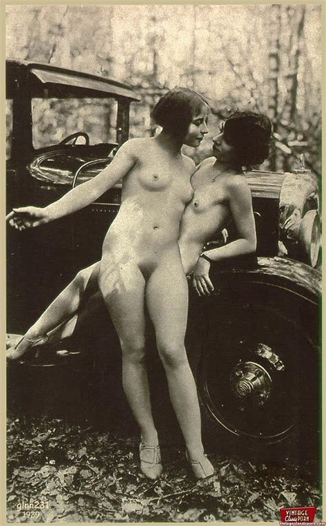 real vintage lesbians playing with dildos made from wood spicyhardcore