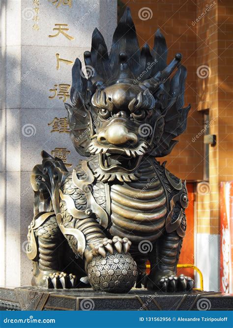 bronze statue   chinese dragon   wong tai sin temple  hong kong editorial photo