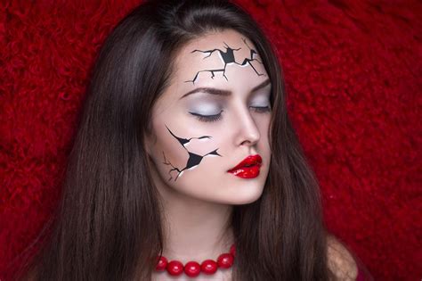 Halloween Makeup Ideas The Most Popular And Spooky Beauty Looks For