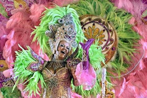 Brésil – Rio Fête Le Carnaval Pour Oublier La Crise Tribune De Genève