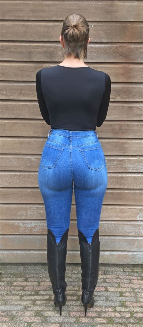 Pin Op Tight Jeans