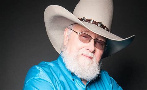 country  legend charlie daniels honored  country  hall