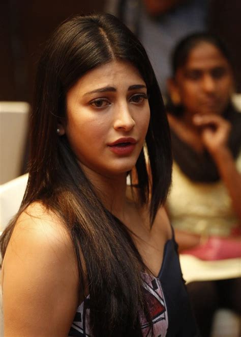 high quality bollywood celebrity pictures shruti haasan