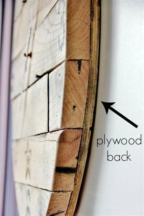 comment faire  horloges rustiques avec du bois recupere   clock wood pallets pallet diy
