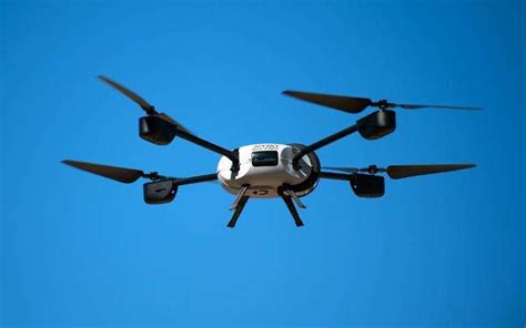 drones  la centrale de belleville  personnes toujours en garde  vue la republique des