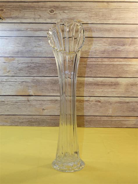 Vintage Icicle Vase Tall Swung Glass Vase Clear Ribbed Craft Jag Wavy