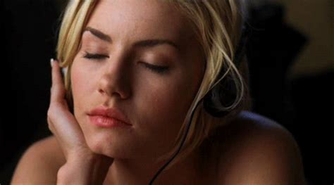 elisha cuthbert is the girl next door she is so gorgeous