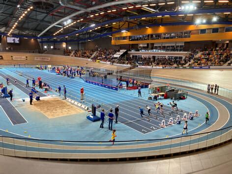 decathlon nk pupillenindoor  omnisport apeldoorn samen