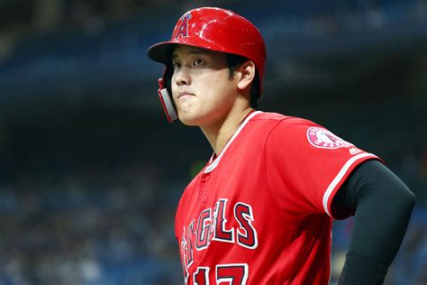 shohei ohtani   japanese born player  hit cycle def