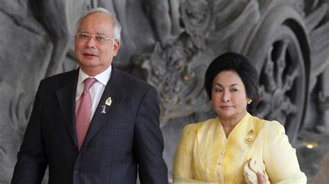 malaysia s first lady allegedly received us 30 million worth of jewels