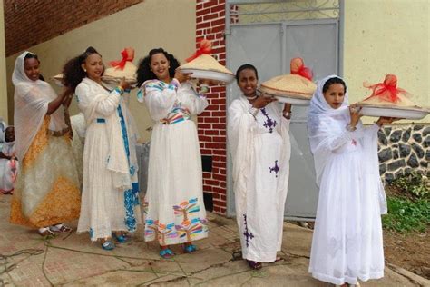 Different Styles Of Ethiopian Dress Ethiopian Eritrean