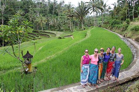 Bali Indonesias Perfect Girls Getaway Goway