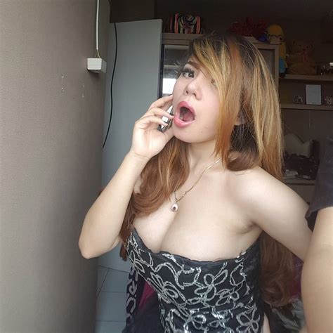 kamar selebritis koleksi foto seksi dinar candy dj singer dangdut hot