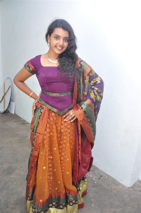 Latest Actress And Actor Pictures Divya Nagesh Sexy And