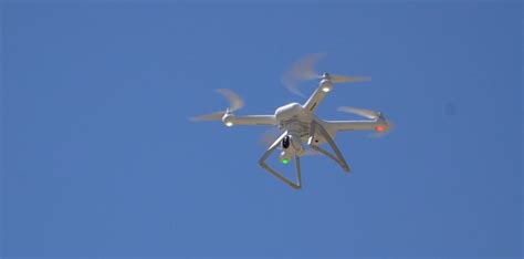xiaomi mi drone   impressions unboxing set    flight