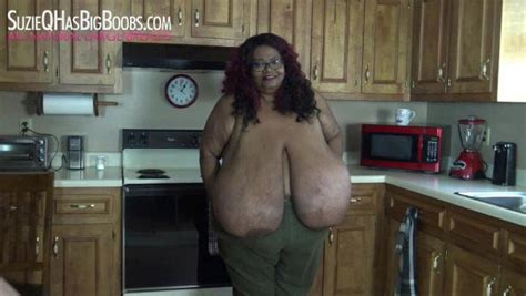 suzie q and norma stitz huge boob queens in the kitchen the boobs blog