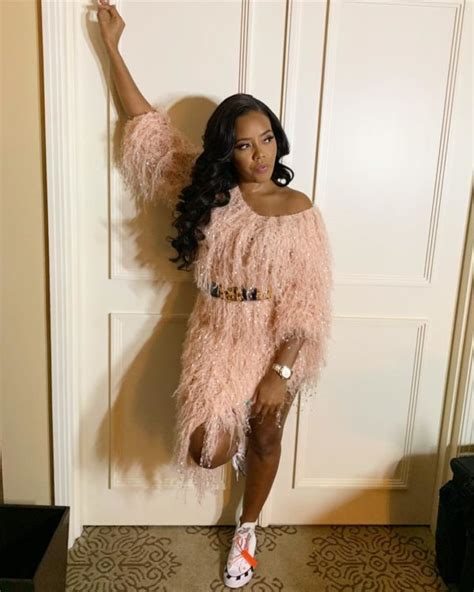angela simmons shows off a casual fashion look the