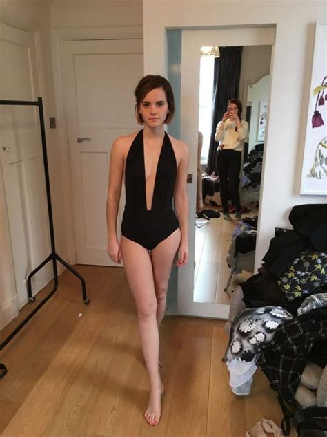 Completely Naked Emma Watson In The Bathtub