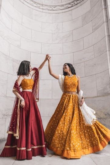 Viral Hindu Muslim India Pak Lesbian Couple Celebrates