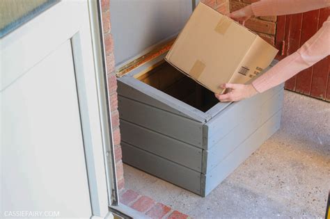 diy guide  build  delivery box  offcuts  wood