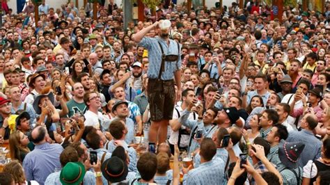 in pictures oktoberfest the world s largest beer festival