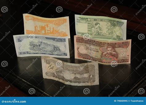 ethiopian paper money birr stock image image  billetes ethiopian