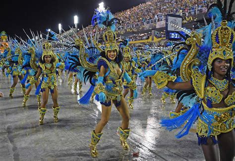 rio de janeiro delays carnival  st time   century  pandemic daily sabah