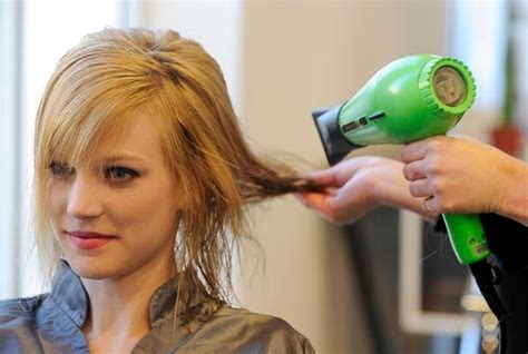 Hair Stylists Show How To Get Professional Blow Dry Looks At Home The