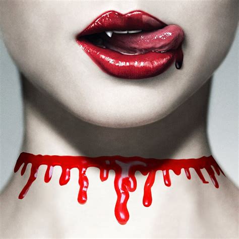 Vampire Bleeding Red Necklace Halloween Scary Decoration Creative