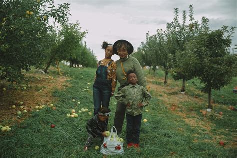 apple picking  nyc fall family  adanna dill