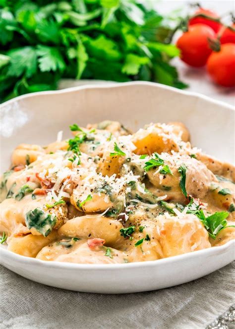 this one pot chicken florentine gnocchi is super easy and