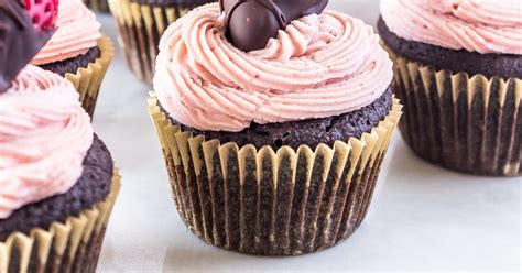 Chocolate Covered Strawberry Cupcakes Recipes Swerve