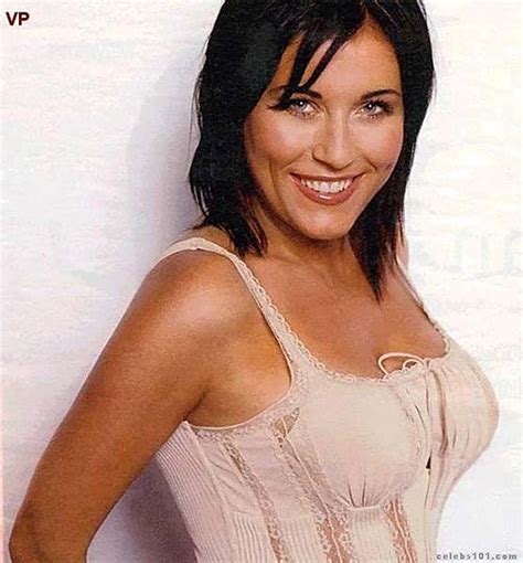 jessie wallace exposing huge boobs and hairy pussy in leaked photos pichunter