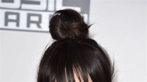 kendall jenner shows up to the 2015 amas with bangs rocks the heck out