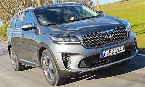 kia sorento  crdi awd facelift test autozeitungde