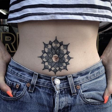 45 Adorable And Eye Catching Belly Button Tattoo Ideas Wild Tattoo Art