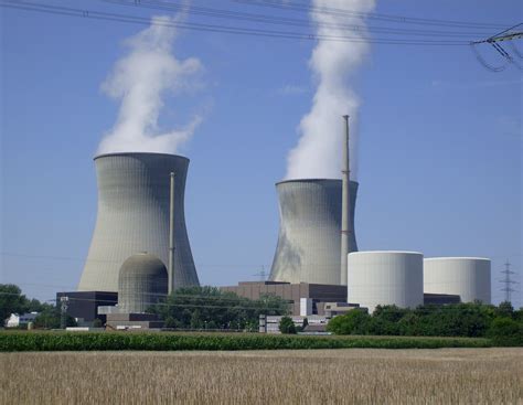filegundremmingen nuclear power plantjpg wikimedia commons