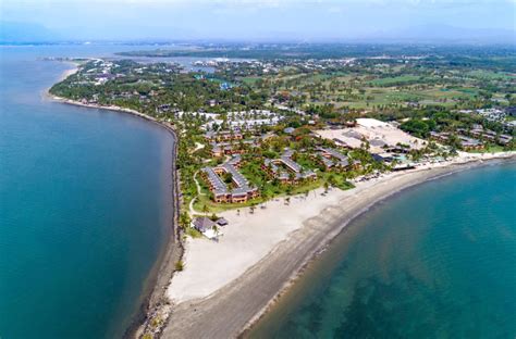 fiji removes quarantine requirement  iconic resort  opens