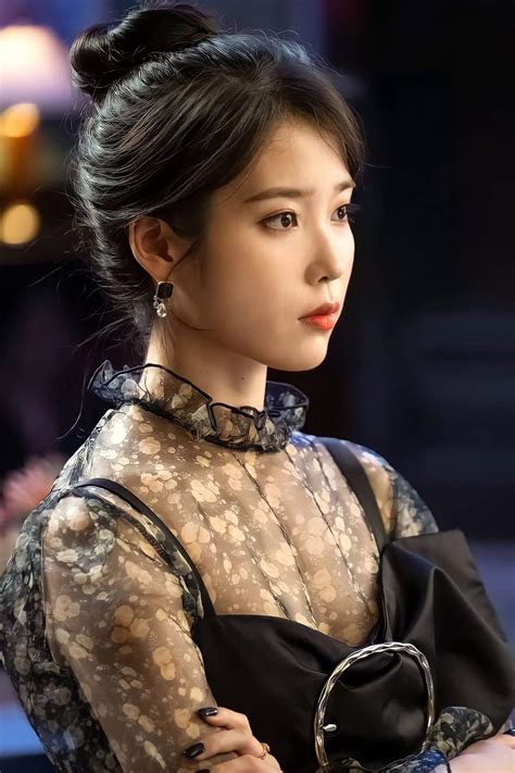 iu raespleasingasiangirls