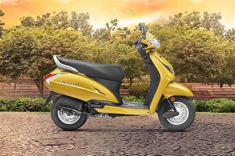 honda activa  detailed image gallery news