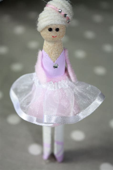 71 best peg dolls images on pinterest clothespins clothes pegs and clothespin crafts