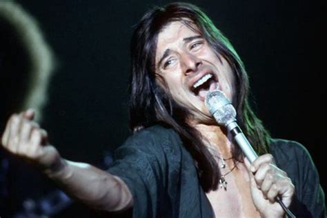 steve perry  reportedly attend journeys rock hall induction
