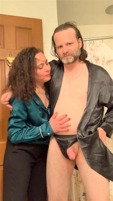Italian Milf In Green Satin Blouse Blows And Gets Fucked 94 Pics