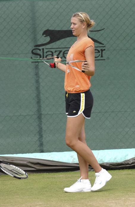 Maria Sharapova Down Blouse And Camel Toe Candids Wimbledon 2007