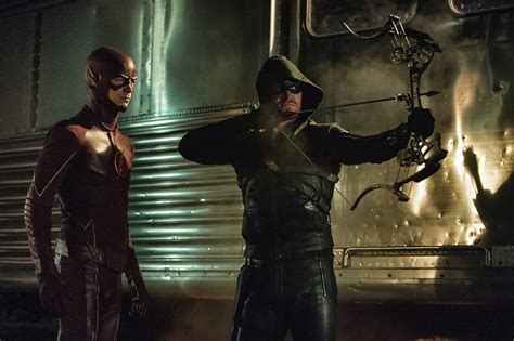 Arrow The Flash Supergirl 2018 Crossover On The Cw Photos