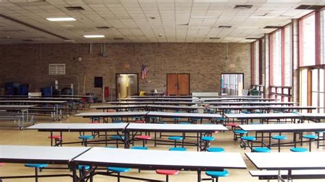 redesign  school cafeteria discoverdesign